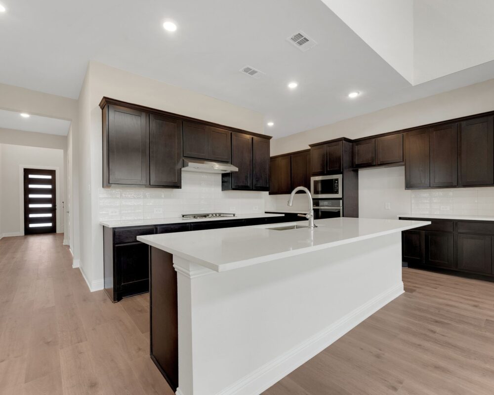 1598_Wintergreen_Ct_Haslet_TX_76052_USA-Kitchen-ABC09516