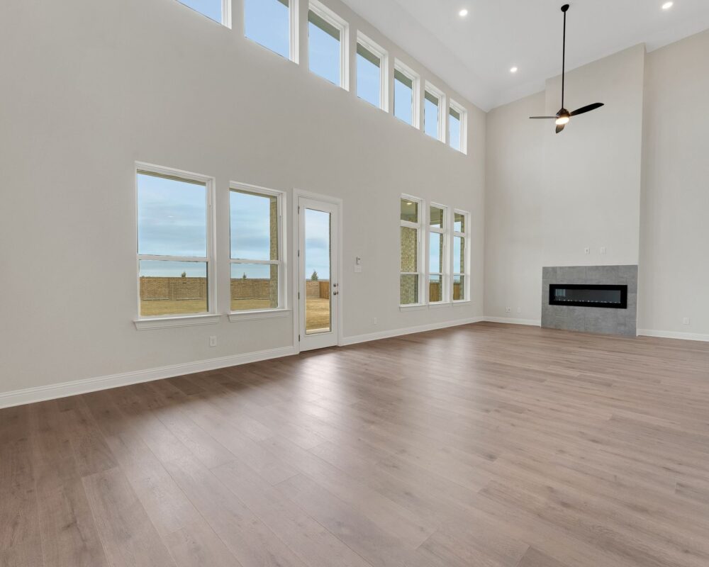 1598_Wintergreen_Ct_Haslet_TX_76052_USA-Living_room-ABC09492