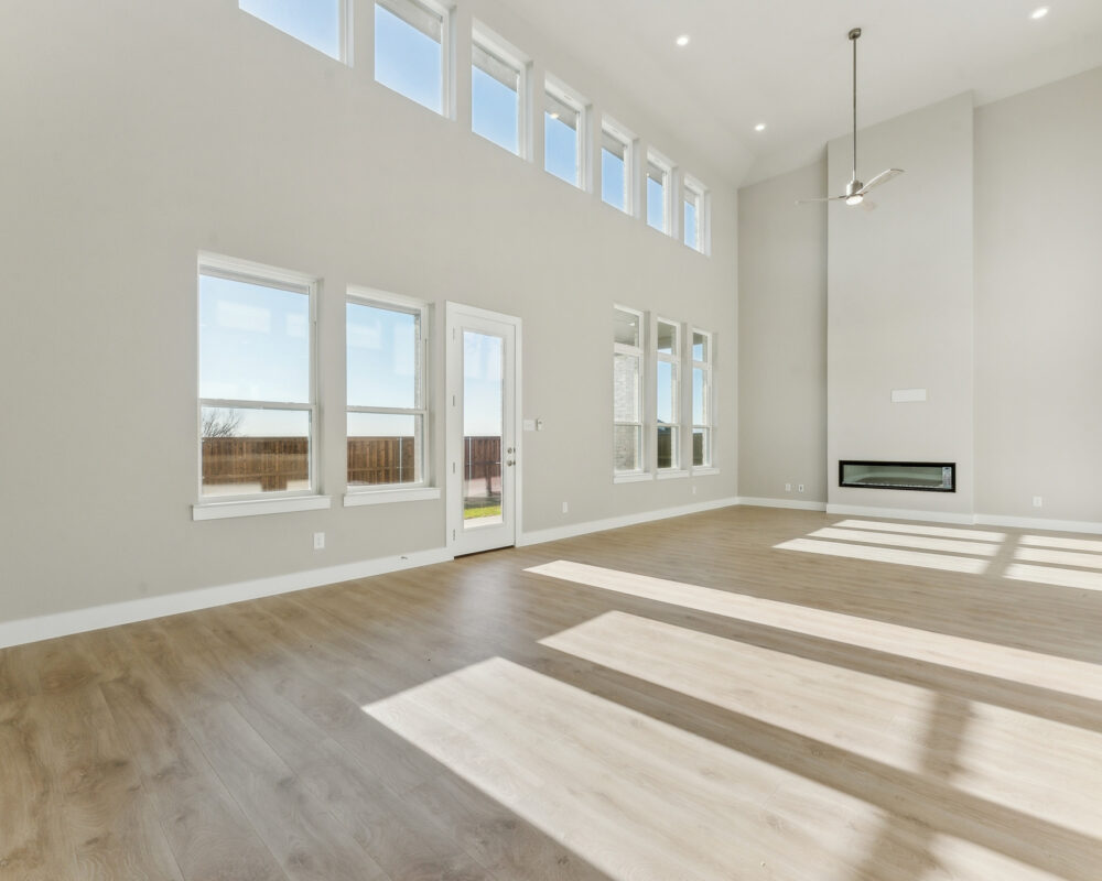 9832_Palermo_Ln_Heath_TX_75126_USA-Living_room-ABC06597